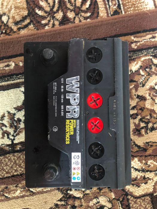 Акамулятор WPR 12в 60А