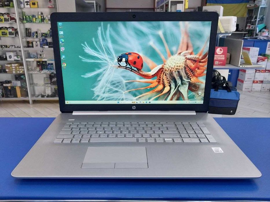 Бізнес-клас | Ноутбук HP 17-by2053cl (4-ядерний, ПОТУЖНИЙ) Гарантія!