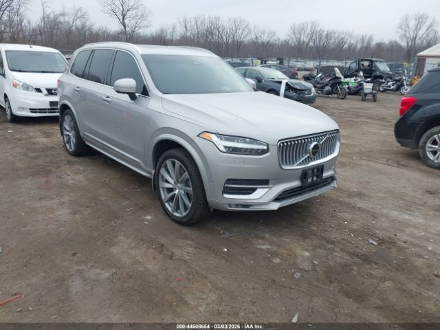 Volvo XC 90 2.0 / 4x4 / Automat / Benzyna / Panorama