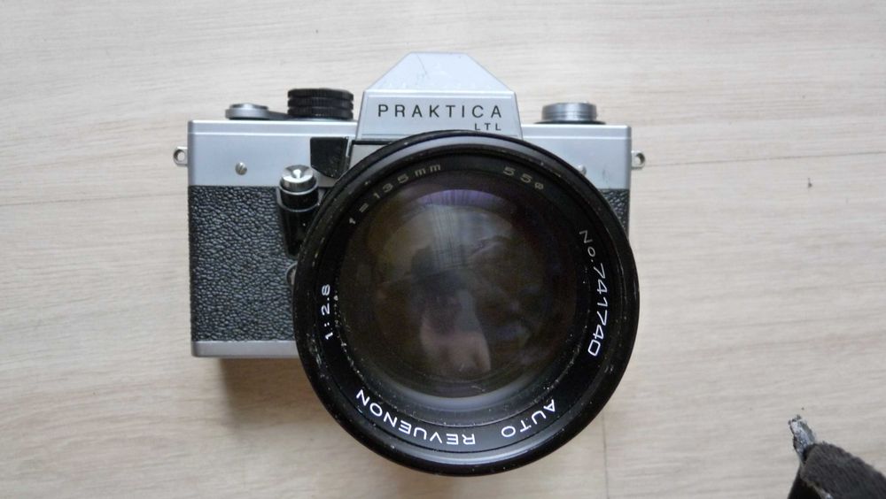 PRAKTICA LTL z Obiektywem Revuenon 135mm