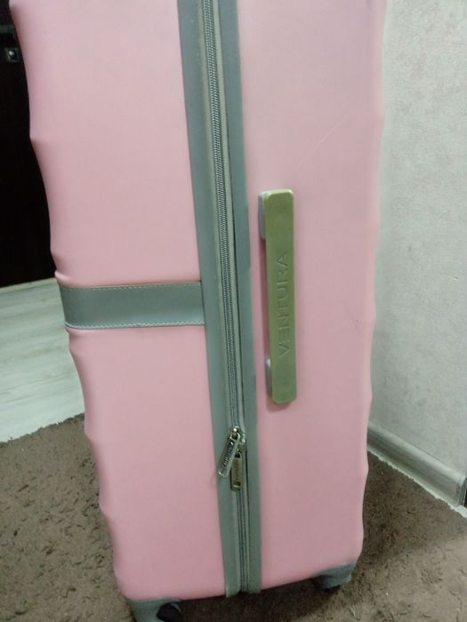 Чемодан дорожный огромный Ventura