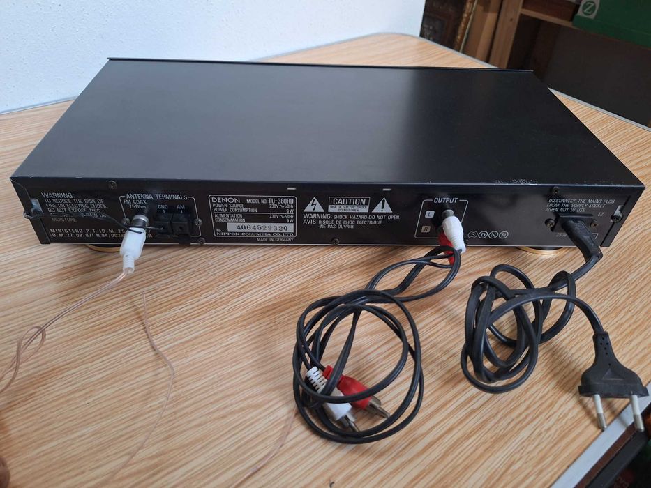 Sintonizador de Rádio Hi-Fi Denon TU-380RD (AM/FM Stereo Tuner com RDS)