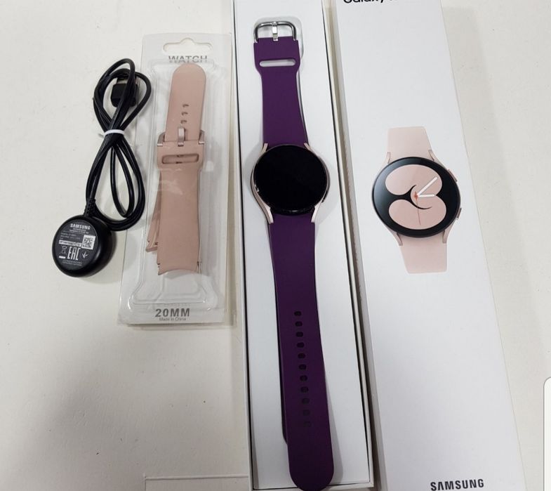 Часы Samsung Galaxy Watch 4