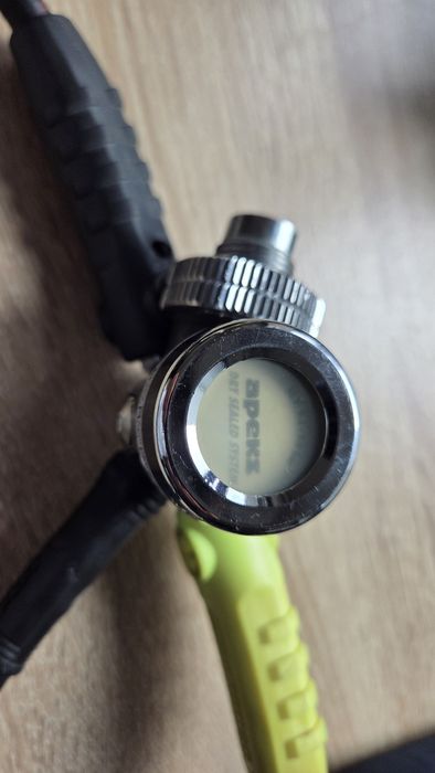 Komputer nurkowy SUUNTO i  automaty APEX