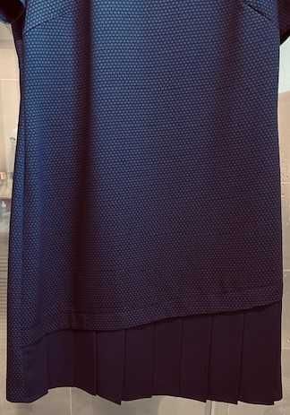 Vestido novo, usado uma única vez. Já não me serve. Tamanho 40