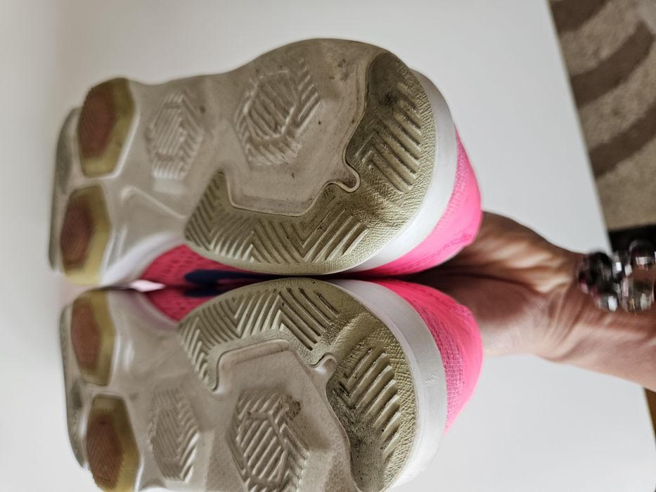 Buty      Nike 38