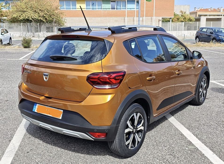 Dacia Sandero Stepway 1.0 bi-fuel — photo 3