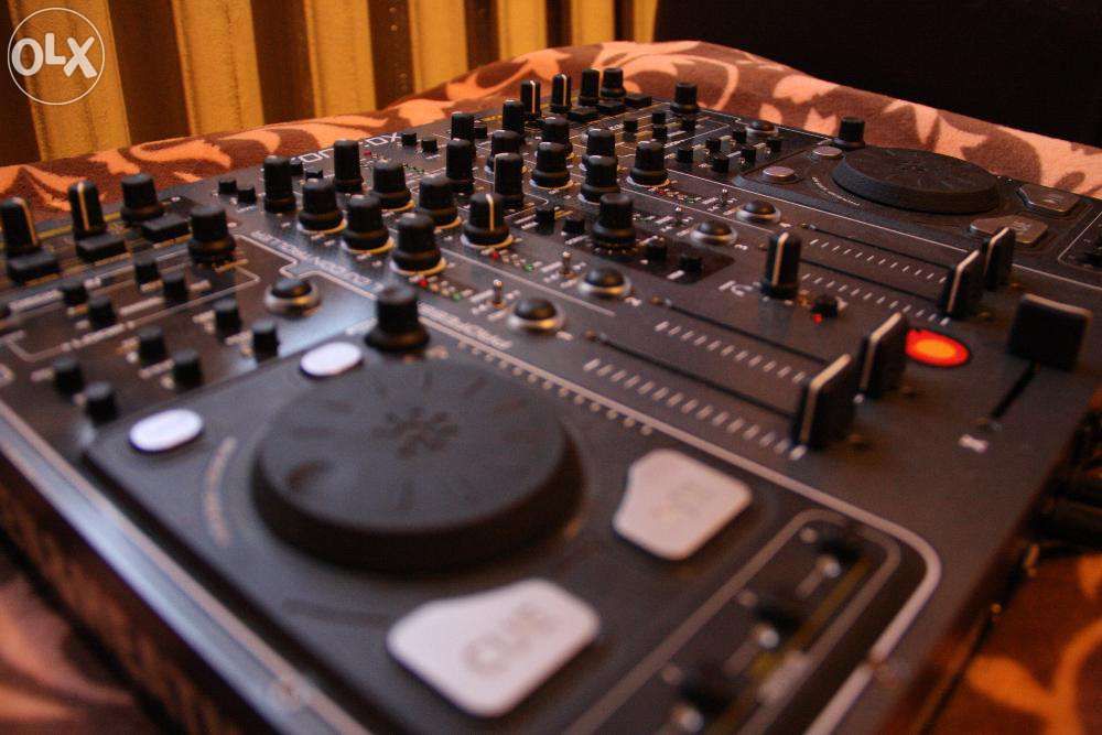 Контроллер Allen Heath XONE:DX