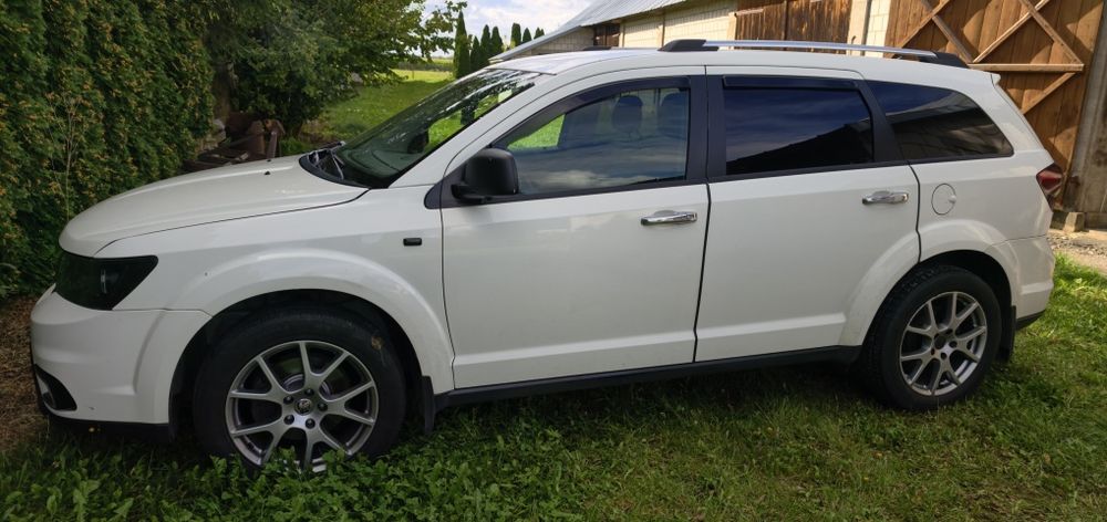 Fiat Freemont 2013 rok 170 KM manual, kamery 360,android, alpine