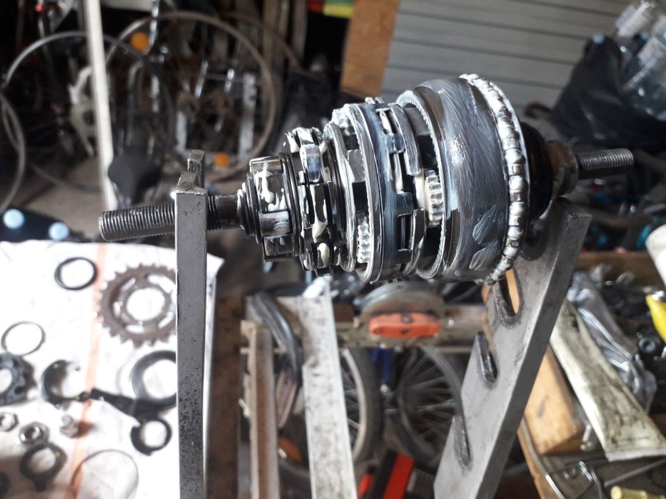 Планетарная втулка,  планетарна втулка.