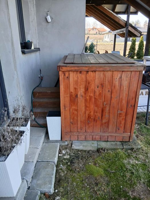 Balia domowej roboty drewniana