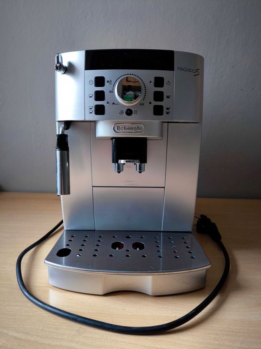 Ekspres Delonghi ECAM 22.110.SB + gwarancja
