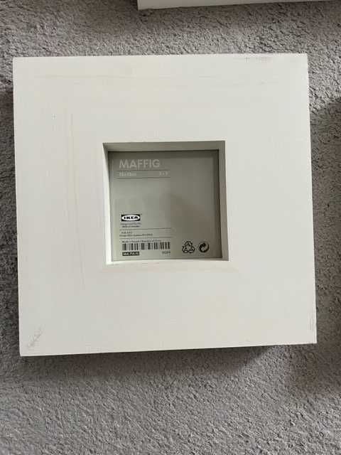 Moldura de madeira Maffig IKEA - quadrada