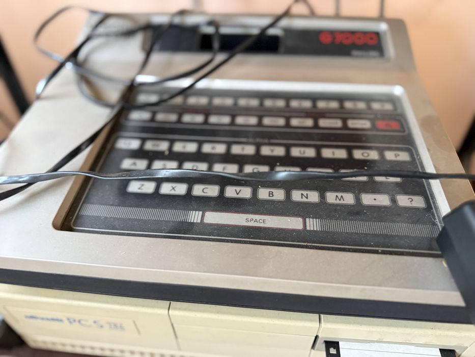 Philips videopac G7000 + 4 jogos