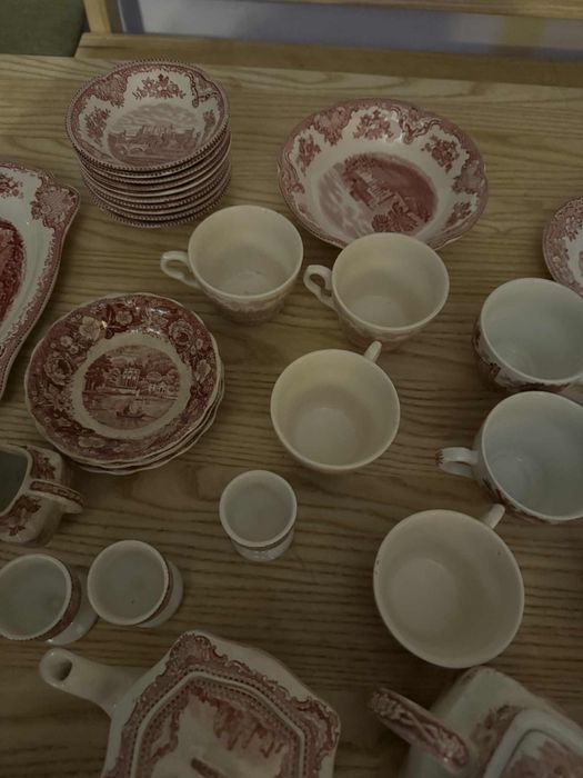 Angielska porcelana 70 szt.