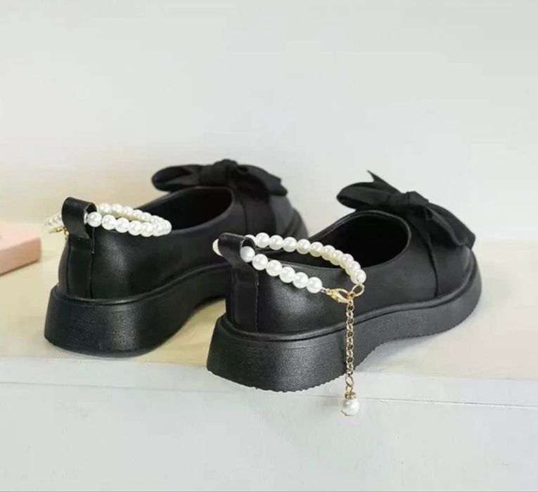 Продам туфельки для дівчинки