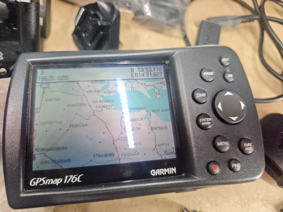 Legendarny Garmin GPSmap 176C – Zestaw Kolekcjonerski