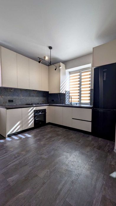 Продам таунхаус в Агрономічному 9985