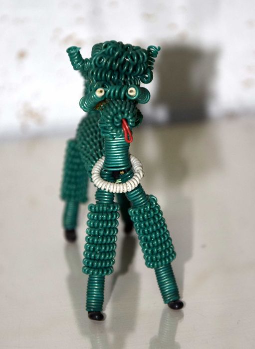 Cão em arame decada 40