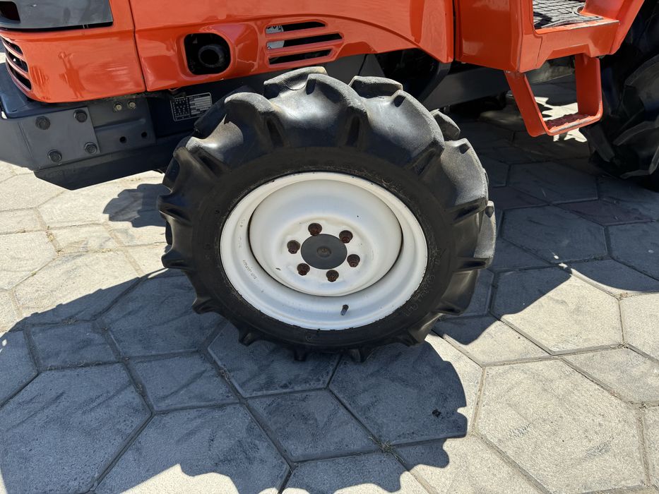 Kubota GT-3 мини-трактор из Японии
