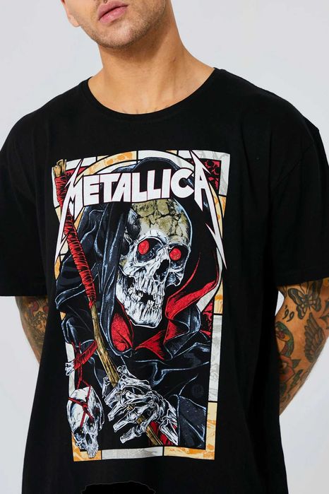 Офіційна футболка метал-групи Металіка