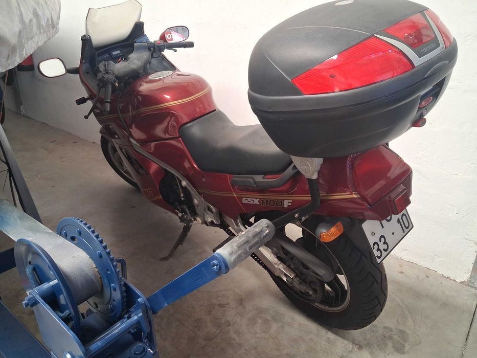 Suzuki GSX 1100 F mota original 1992 sport touring 75000Km youngtimer classica Motor SACS 4 tempos 136cv GSX1100F