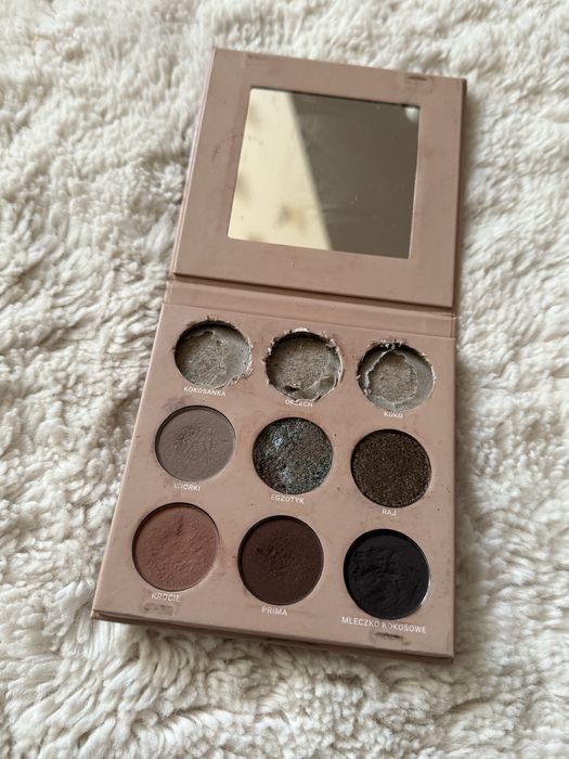 Paleta cieni do powiek glamshop Kokosanka chłodna nude