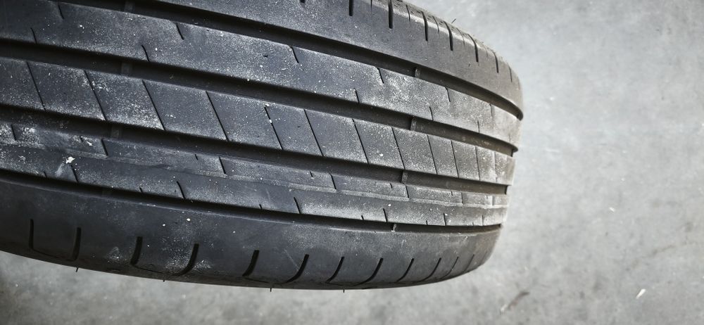 Pneu Goodyear 205*55 R16
