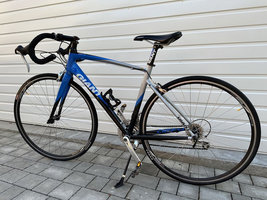 Rower szosowy Giant defy 3 aluxx 6000