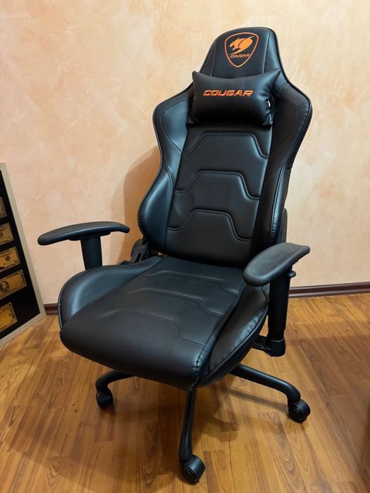 Комп’ютерне крісло бренду Cougar