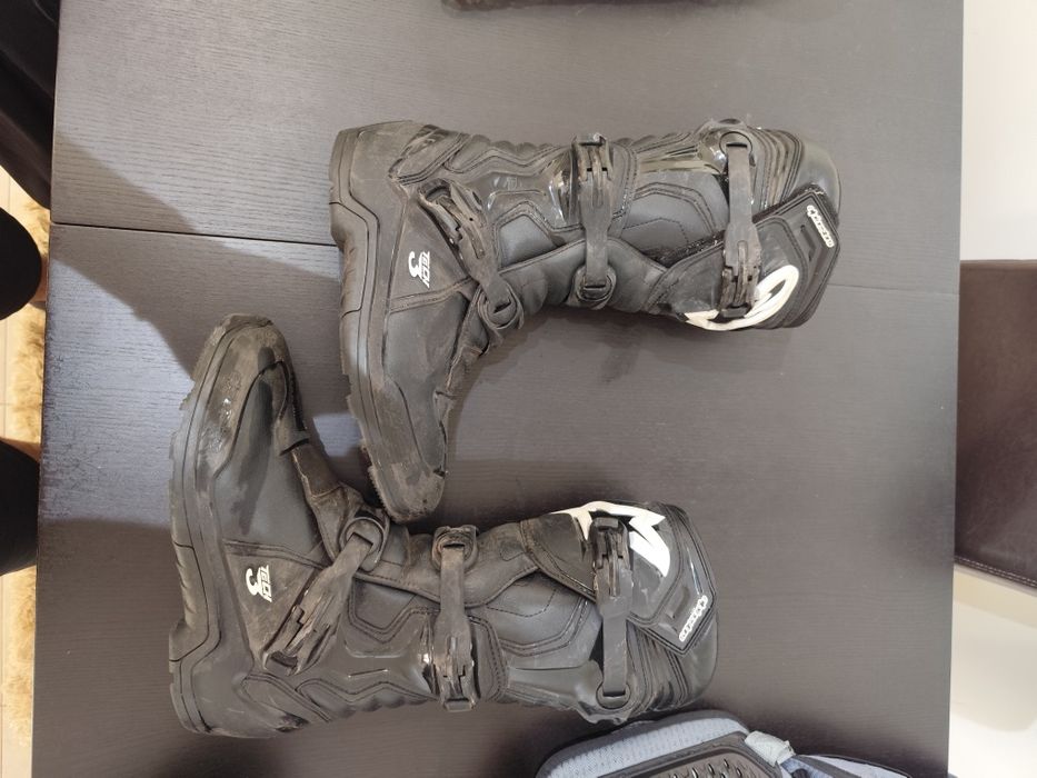 CRF 250R Matrículada + EQUIPAMENTO