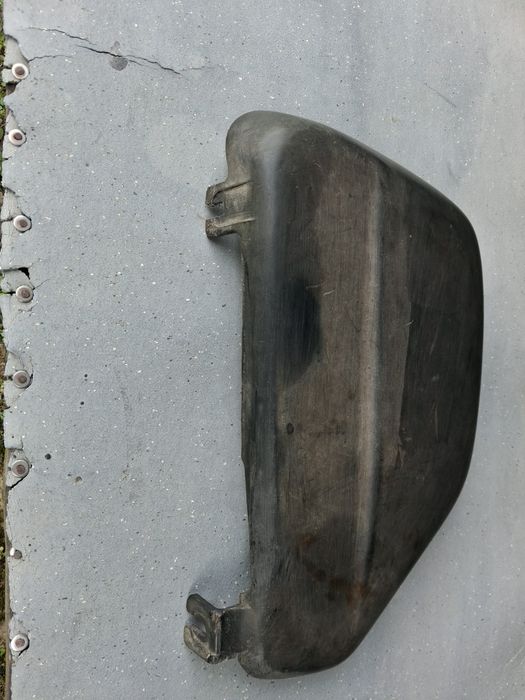Boczek prawy WSK 125