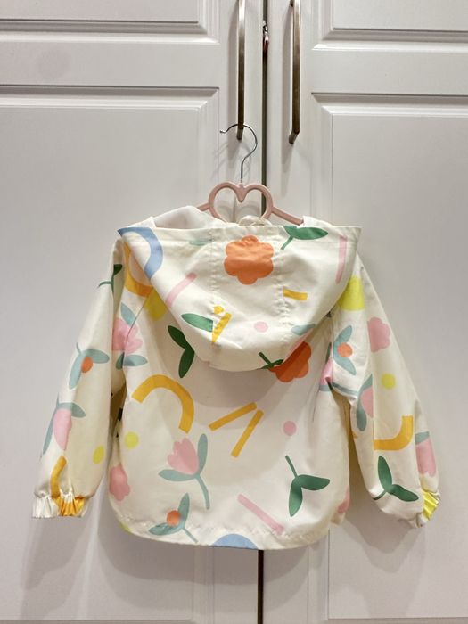 Вітрівка для дівчинки