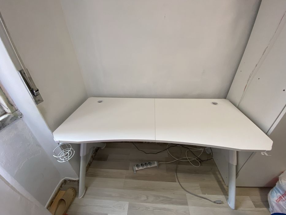 Mesa Gamer com led dos lados, com apoio para fones e para copo + tapet64563989778561120