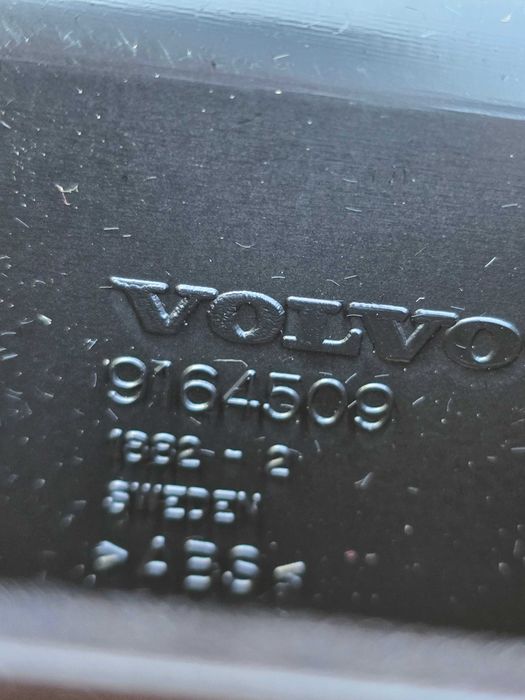 Schowek tunelu środkowego Volvo 850 V70 S70 XC70 1997-00 Nr 9158965