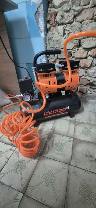 Дозатор Vektor G1WY-100-1000 з компресором Dnipro M