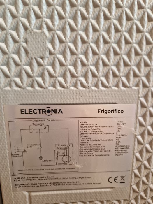 Frigorífico Electronia Prince 210L