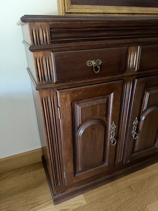 Consola de madeira