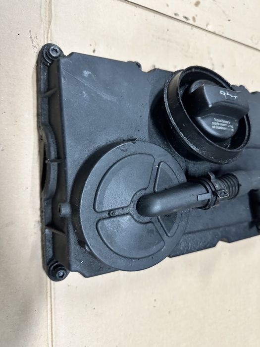 Клапана кришка 2.0 тді BKD BKP 2.0 tdi
