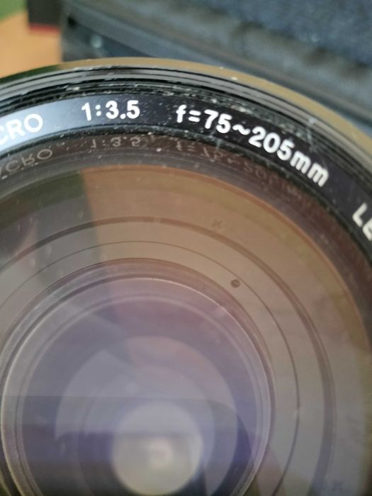 obiektyw Soligor Auto zoom macro 1:3,5 + dodatki pasuje do Canona