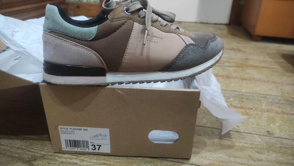Sapatilhas Pepe jeans tamanho 37