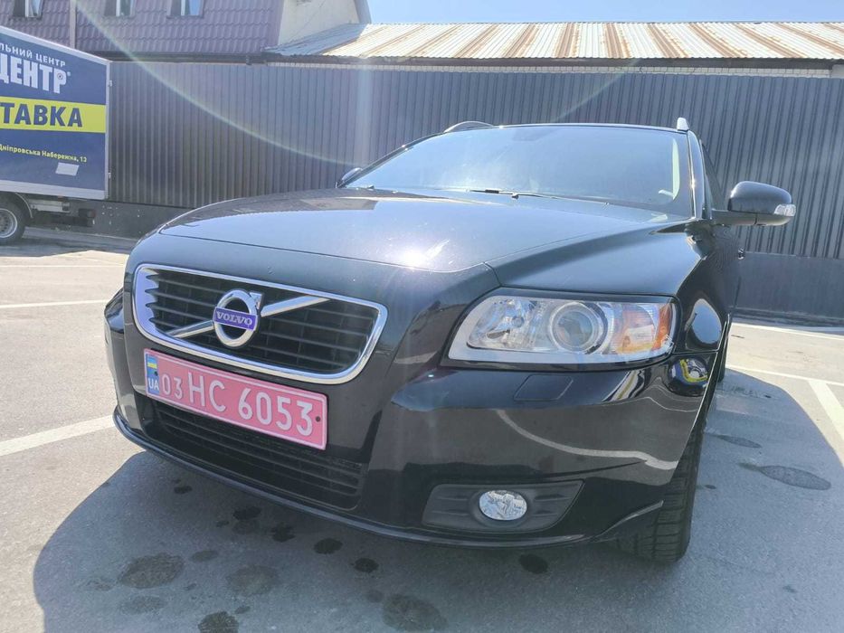 Продам Вольво V50. 1.6 дизель D2