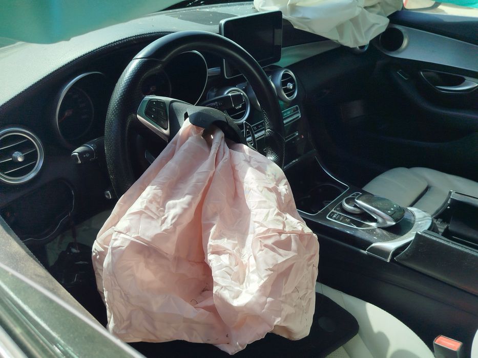 Mercedes-benz w205 c220