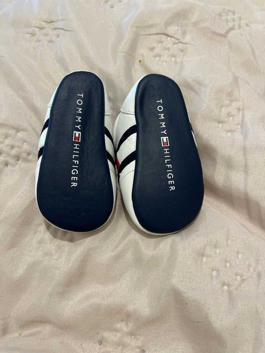 Buciki Tommy Hilfiger – niechodki, rozmiar 19