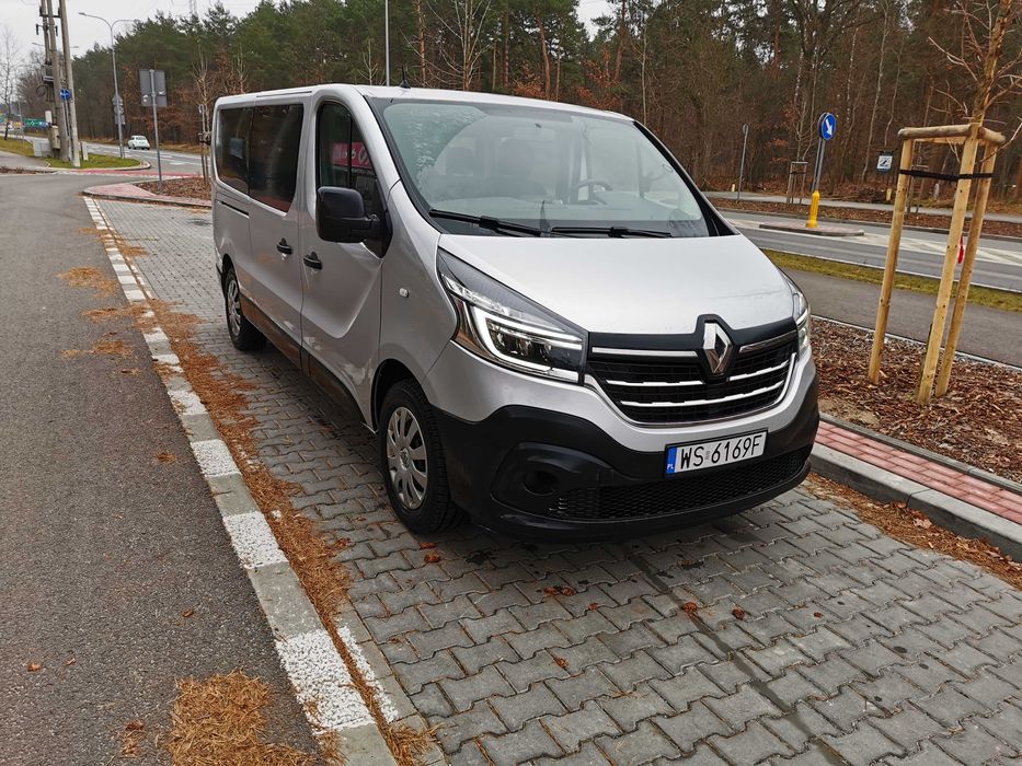 Renault Trafic 8 osób. zamiana W-wa