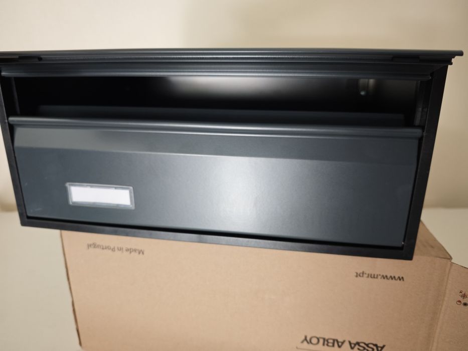 Correio de Encastrar