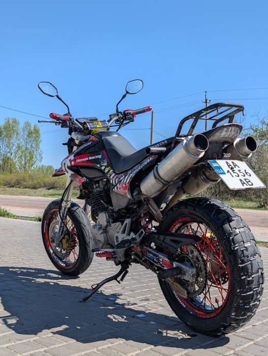Мотоцикл Honda fmx 650 supermoto