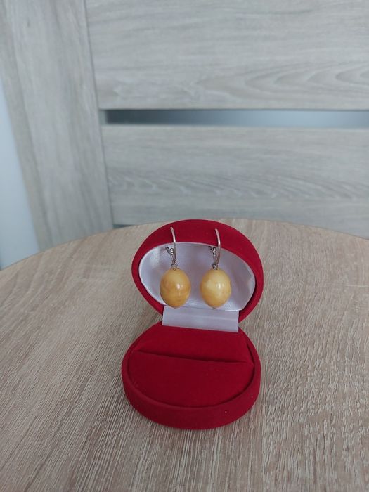 Kolczyki srebne z żółtym bursztynem nowe