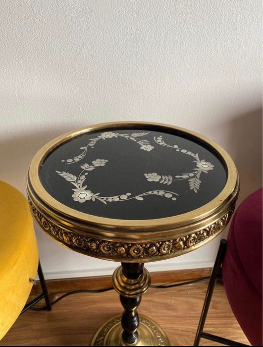 Mesinha de Apoio Vintage Restaurada | Dourado e Madeira Escura