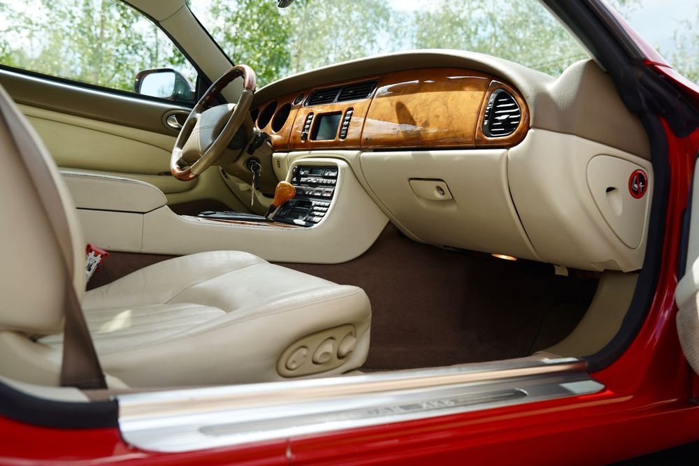 Jaguar Xk8 Jaguar Xk V Km | Klasyczne Gt Z Duszą | R. | Mi